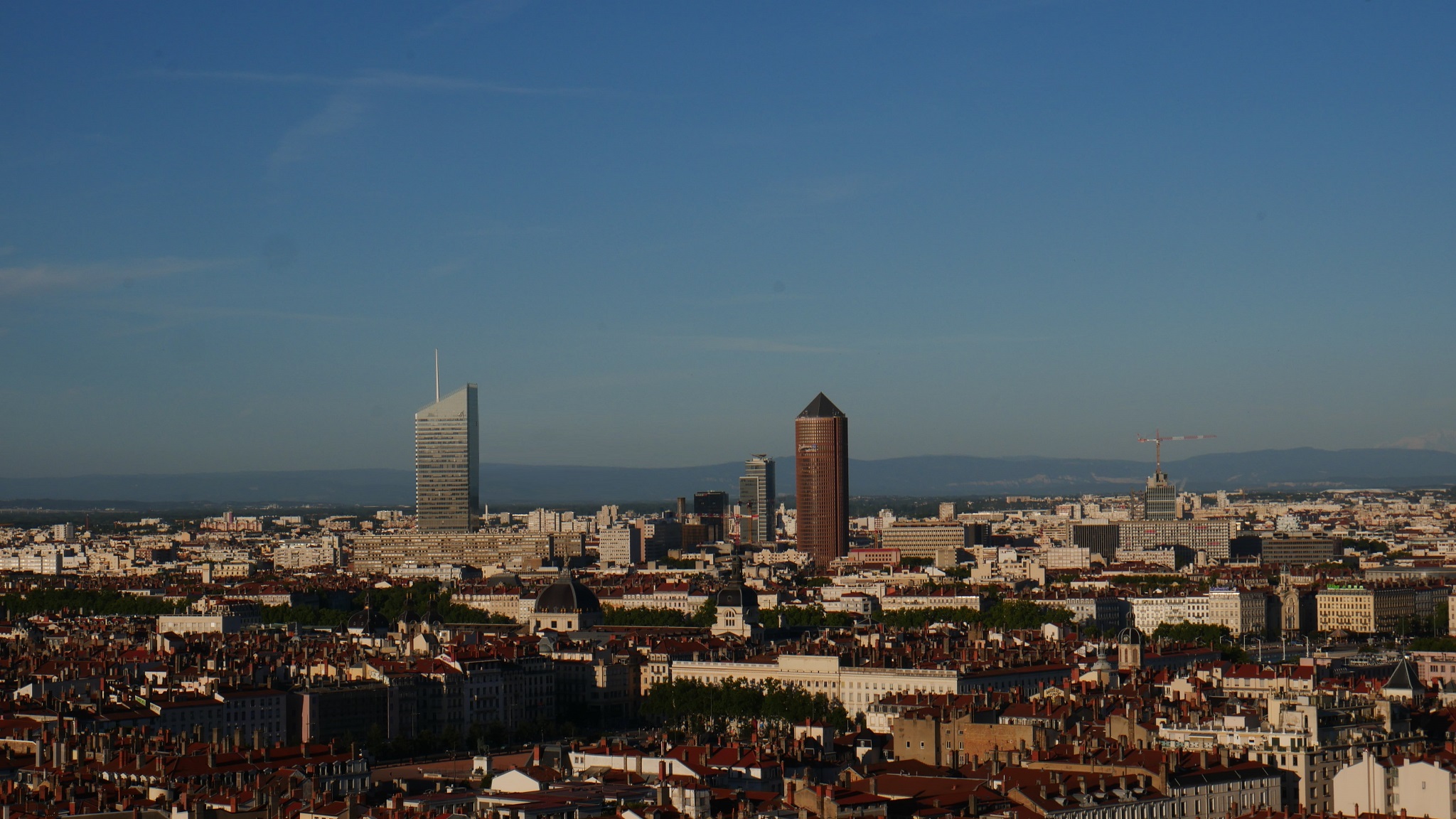 Vue de Lyon au crépuscule