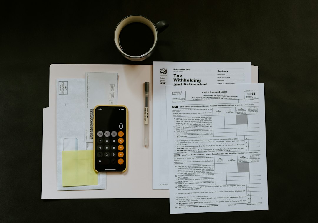 Quel est le régime fiscal applicable en cas de vente par un professionnel libéral de sa clientèle, de son fonds libéral ou de ses parts sociales de sa SELARL / SARL en cas de plus ou moins-value ?