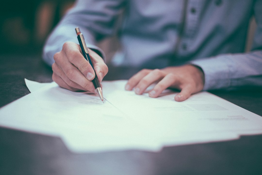 Conditions générales de vente : quelles clauses protègent réellement une PME ?